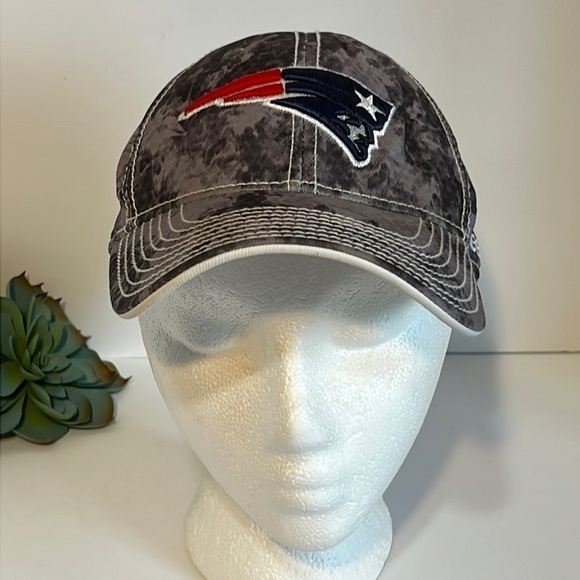 NFL Reebok New England Patriots Onfield Cap Size L/XL - Picture 1 of 12